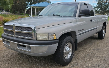 2001 DODGE RAM 2500 - 55K MILES!