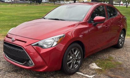 2019 TOYOTA YARIS - CLEAN - BLUETOOTH!