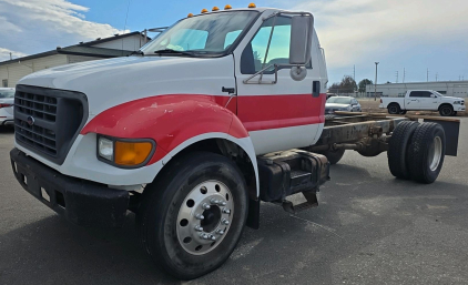 LOCAL FLEET - 2000 FORD F-650 - DIESEL!