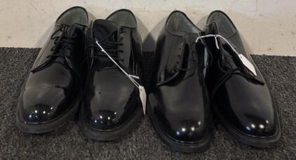 (2) Pairs of Men&rsquo;s Bates Dress Shoes / Size 10 & 10.5