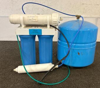 (1) Watts Premier Reverse Osmosis Water Filtration System