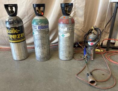 (3) C02 Tanks And Torch Kit