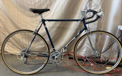 Mossberg SP-2710 Road Bike 28&rdquo;