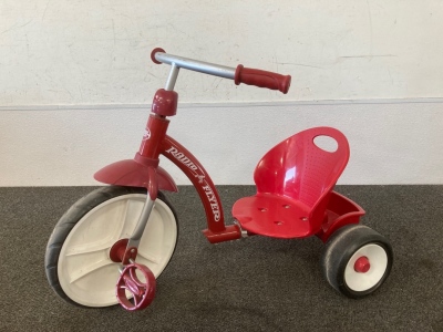 Radio flyer red kids bike