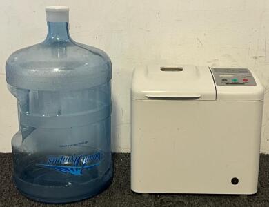 Breadman Automatic Bread Maker Machine & 5-Gallon Water Bottle