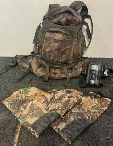 Timber Ridge Hunting Backpack W/ Hydration Pack, Stealth Cam Trail Camera & Hunting Gaters