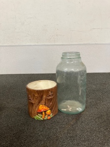 Vase and glass jar