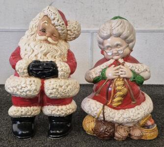 Vintage Ceramic Figurine Set Of Mr. And Mrs. Santa Claus