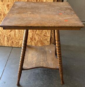 Wooden Endtable H 2&rsquo; 5&rdquo; W 1&rsquo; 10&rdquo; L 1&rsquo; 10&rdquo;