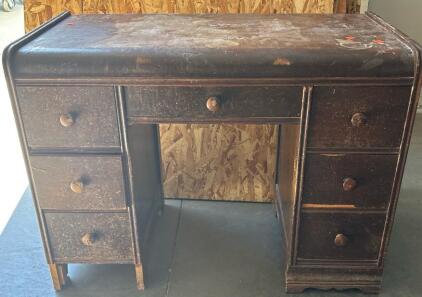 Vintage Wooden Desk H 2&rsquo; 6&rdquo; W 3&rsquo; 4&rdquo; L 1&rsquo; 8&rdquo;