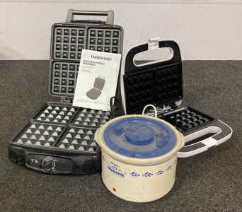 (2) Waffle Makers & (1) Crock-ette Pot