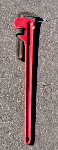 Heavy Duty 36" Straight Pipe Wrench