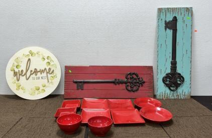 Bowls and plates Waechtersbach Ceramic ,(2) Metal And Wood Keys,Welcome Circular Board ..