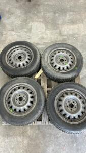 (4) 15x5.5 Rim W/ Euro Winter HS404 195/60R15 88Q Tires