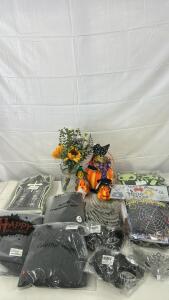 (1) Glass Vase (1) Black Widow Giant Spider Web (3) Decor Pumpkins & More