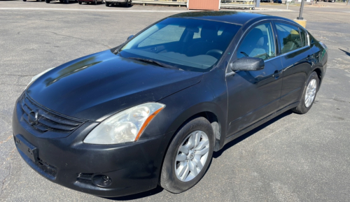 2012 Nissan Altima - Good Tires!