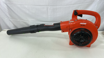 (1) Echo PB-250 Handheld Leaf Blower 25.4cc 2-Stroke Engine