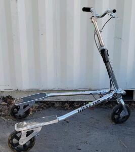 Trikke T8, Adult Scooter