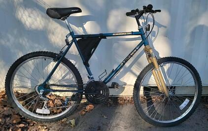 26" Huffy 18-speed ATB Tundra Bike, blue/green