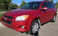 2011 TOYOTA RAV4 - 4X4! SUNROOF! - 8