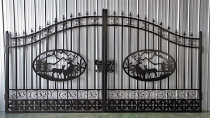 14' - 2pc. Wildlife Design Gate