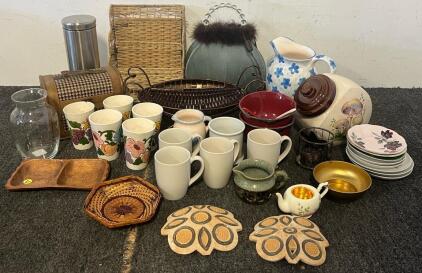 Home Decor & Glassware