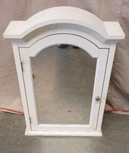 Zenith MC40WW Curved Top Swing Door Medicine Cabinet in White. 28"x20"x7"