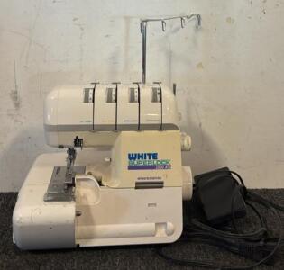 White Superlock 2000 ATS Serger Sewing Machine w/ Pedal