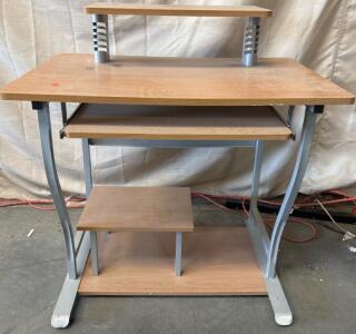Wood And Metal Desk H 2&rsquo; 6&rdquo; W 2&rsquo; 11.5&rdquo; L 1&rsquo; 11.5&rdquo;