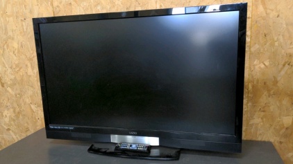 47" TV w/Remote