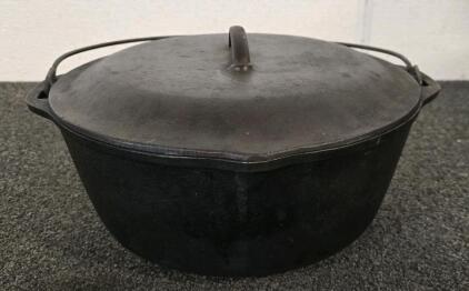 #10 USA Dutch Oven