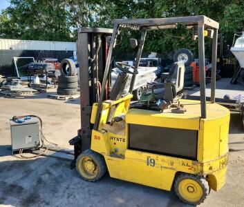 Hyster E50XL Electric Forklift, 5000 lbs. Capacity, Solid Tires, Serial C108V17728N/with Charger