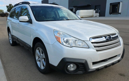 2013 SUBARU OUTBACK - AWD! 120K MILES!