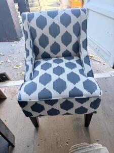 (1) Blue & White Accent Chair