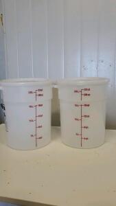 (2) Cambro 22-quart Round Food Storage Container With Lids