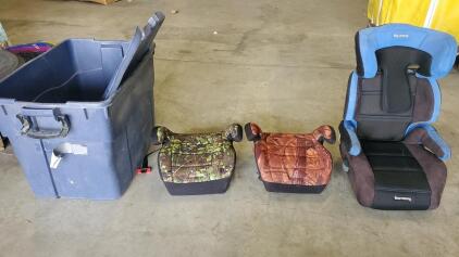 (2) Harmony Booster Seats, (1) Harmony Toddler Seat With Blue Large Tote