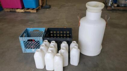 Large Plastic Milking Jug With 11 Plastic Bottles with Nipple For Cattle Feeding