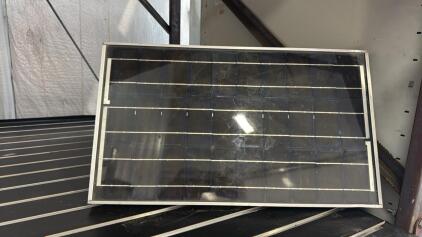 Small Solar Panel w/o Control Box 22.5&rdquo;x13&rdquo;