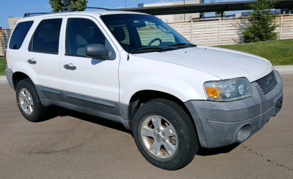 2007 FORD ESCAPE XLT - 4X4!