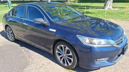 2014 HONDA ACCORD - BLUETOOTH!