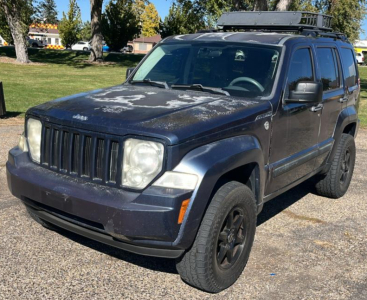 2008 JEEP LIBERTY SPORT - 4X4!