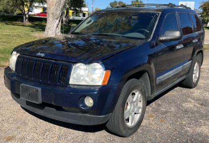 BANK REPO - 2005 JEEP GRAND CHEROKEE - AWD!