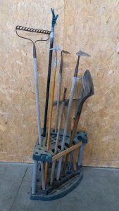 Garden Tools w/Stand