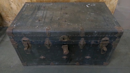Vintage Trunk
