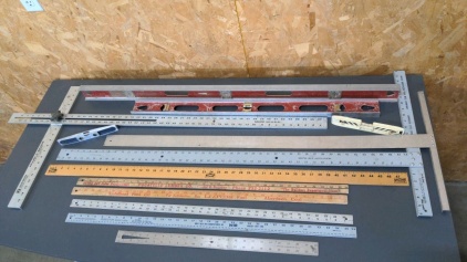 Levels - Squares - Rulers