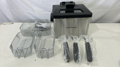 (1) Hamilton Beach 19-Cup/4.5L Electric Deep Fryer W/ 3 Baskets, Stainless Steel