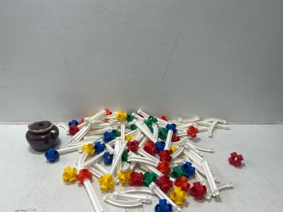 (1) No Ends 150 Piece kit, (1) small Glass pot.