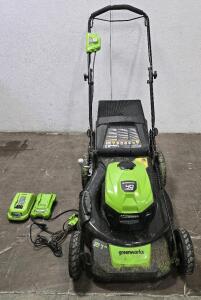 Greenworks 40V 21-inch cordless, Push Lawn Mower./+$450 Value (PLEASE READ DESCRIPTION) 1of2 (Located FL)