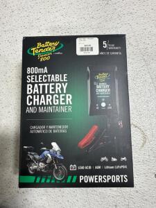 (1) Battery Tender Junior 800mA Selectable Battery Charger and Maintainer
