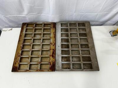 (2) Chicago Metallic Mini Loaf Pan 24-on 3 rows of 8- Valued At $100 Each Brand New